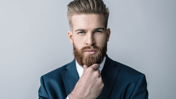 Le vitamine per capelli e barba